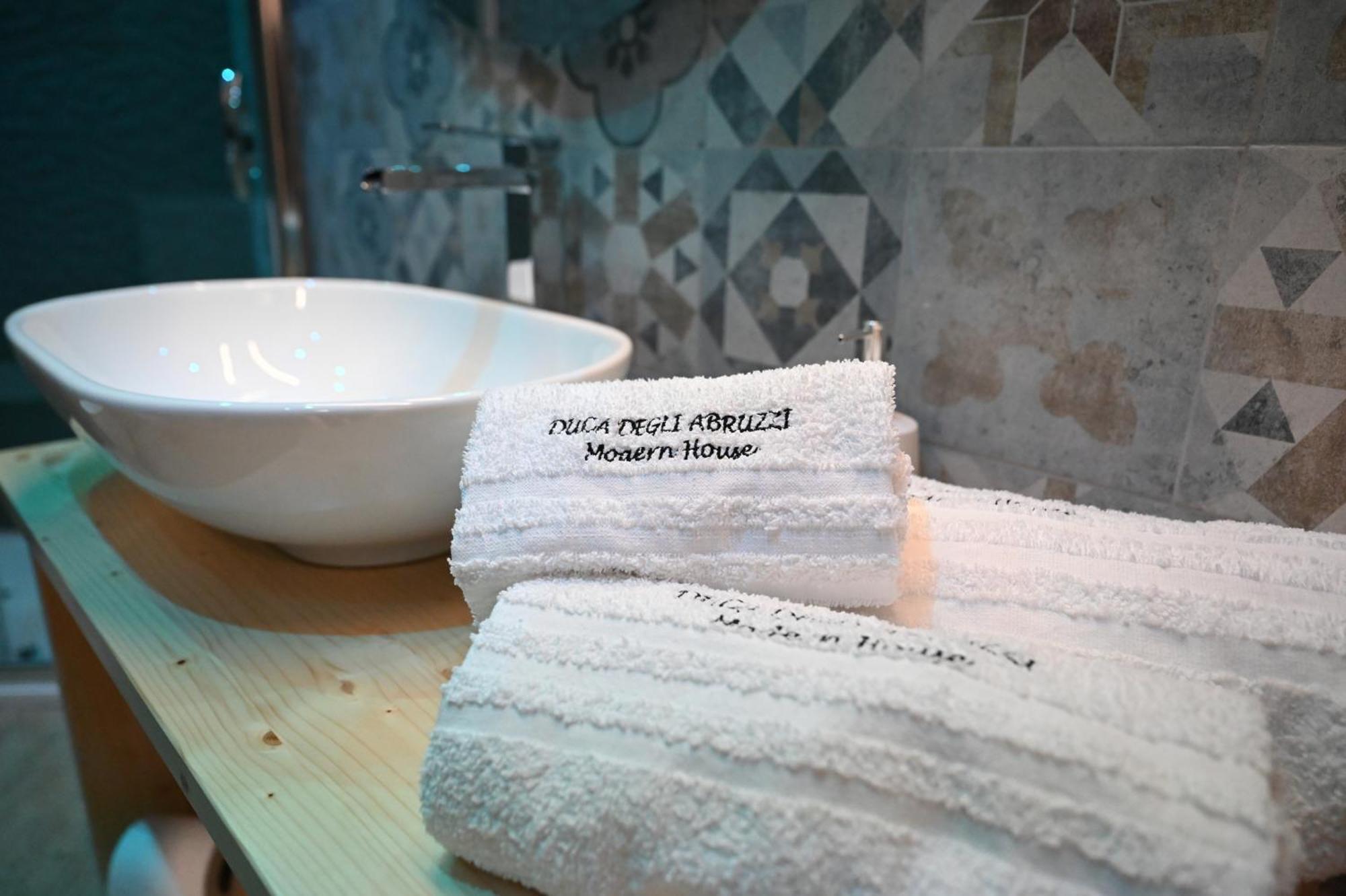 شقة Duca Degli Abruzzi Modern House Luxury Relax برينديسي المظهر الخارجي الصورة